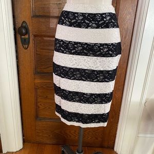 NWT The Limited Size 4 Lace Black White Striped Skirt
